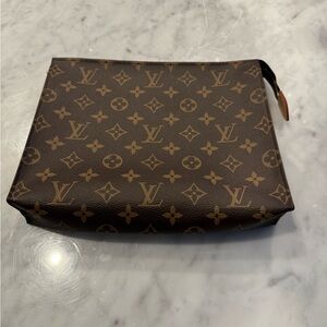 Louis Vuitton toiletry pouch 26